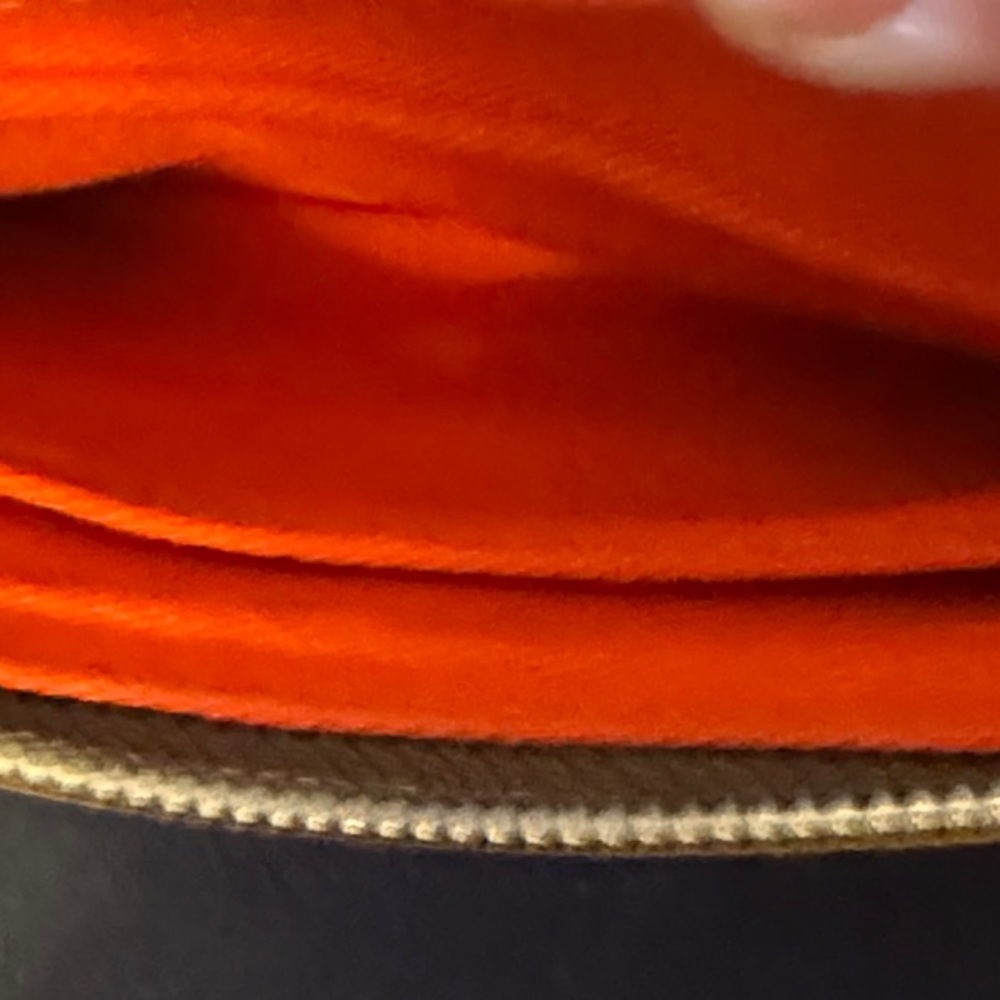 Dooney & Bourke Giraffe Print Wristlet - Picture 8 of 8